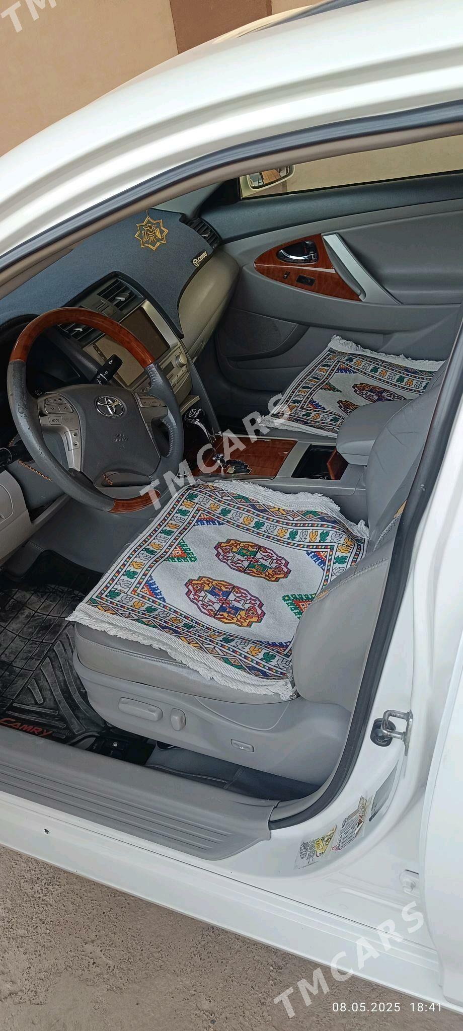 Toyota Camry 2010 - 200 000 TMT - Туркменабат - img 2