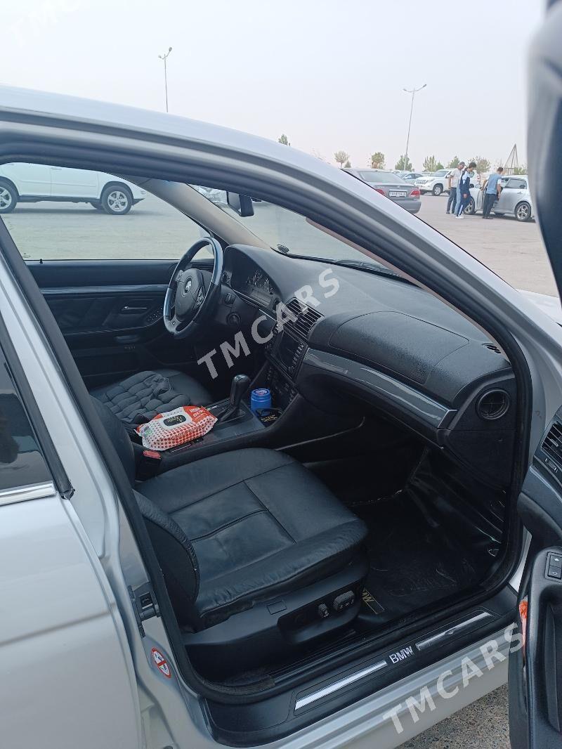 BMW 5 Series 2001 - 165 000 TMT - Туркменабат - img 2