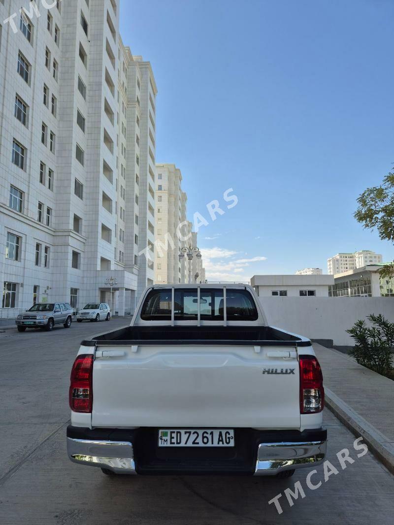 Toyota Hilux 2021 - 480 000 TMT - 14-nji tapgyr (Sowhozny köç) - img 5