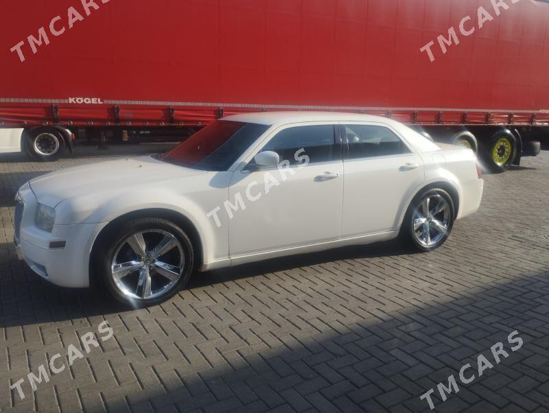 Chrysler 300C 2006 - 90 000 TMT - Türkmenbaşy - img 4