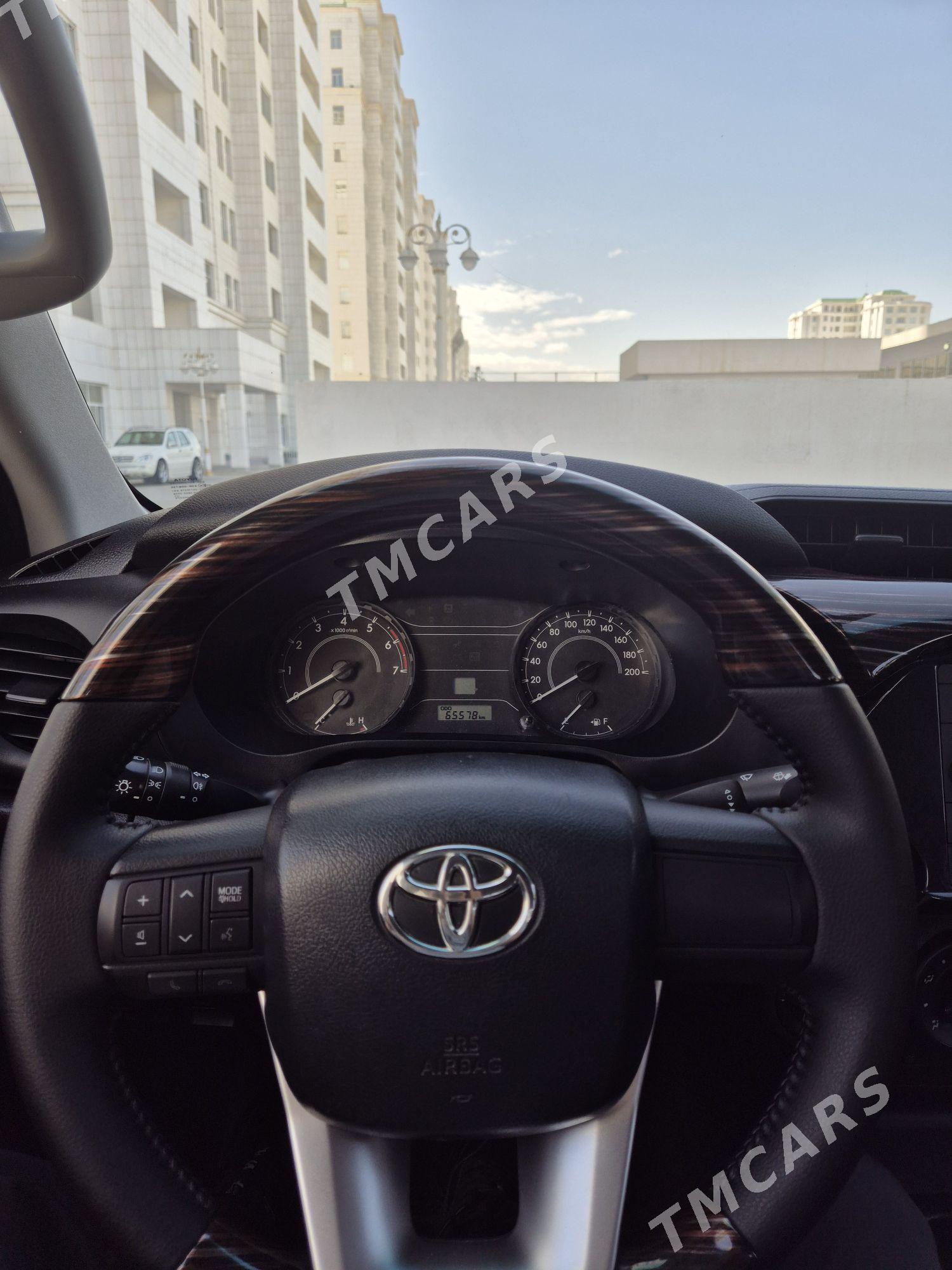 Toyota Hilux 2021 - 480 000 TMT - 14-nji tapgyr (Sowhozny köç) - img 4