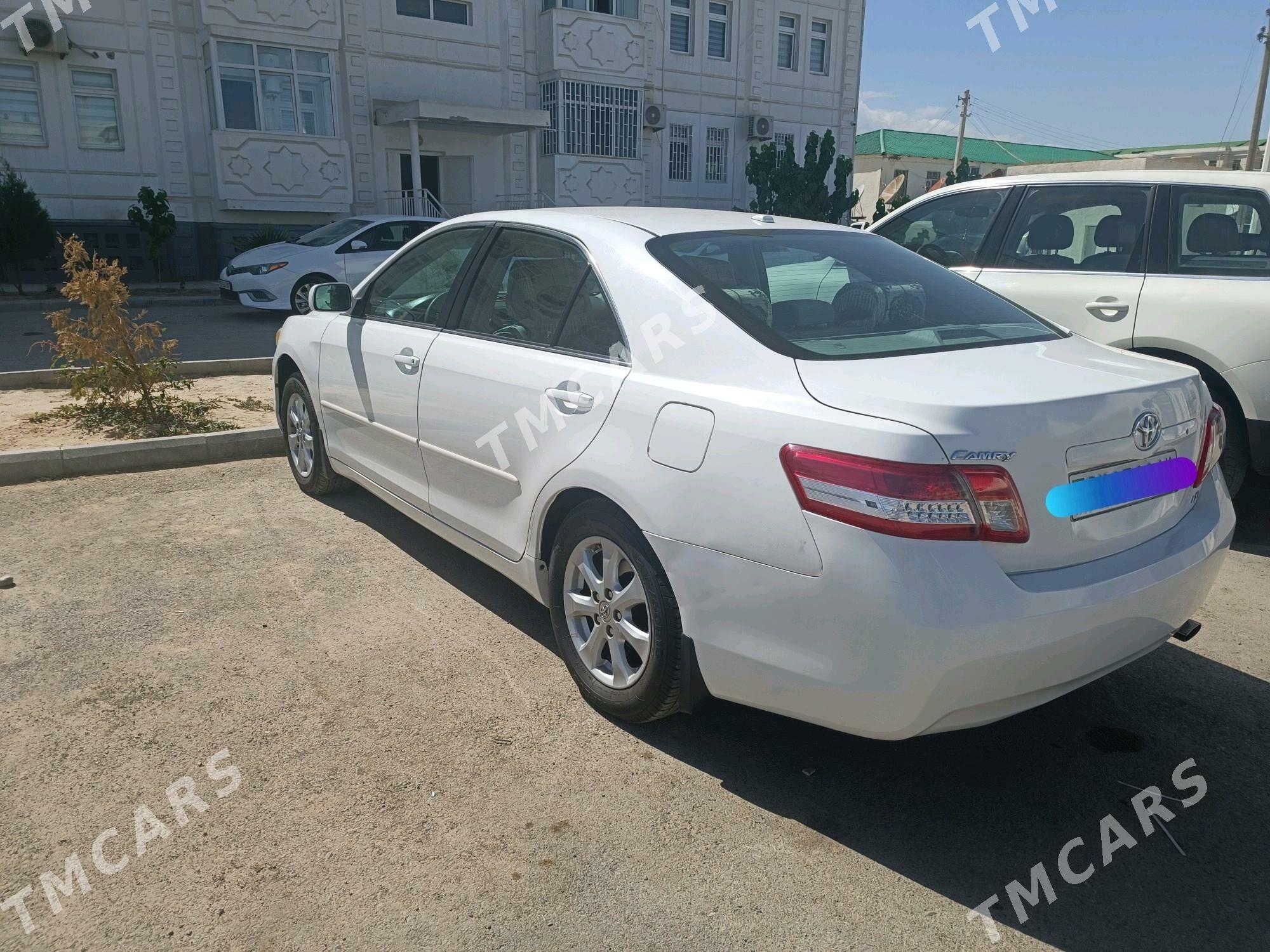 Toyota Camry 2011 - 180 000 TMT - Анев - img 2