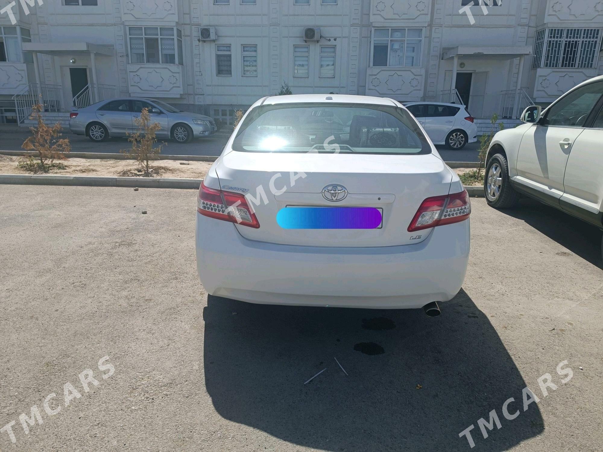 Toyota Camry 2011 - 180 000 TMT - Анев - img 4