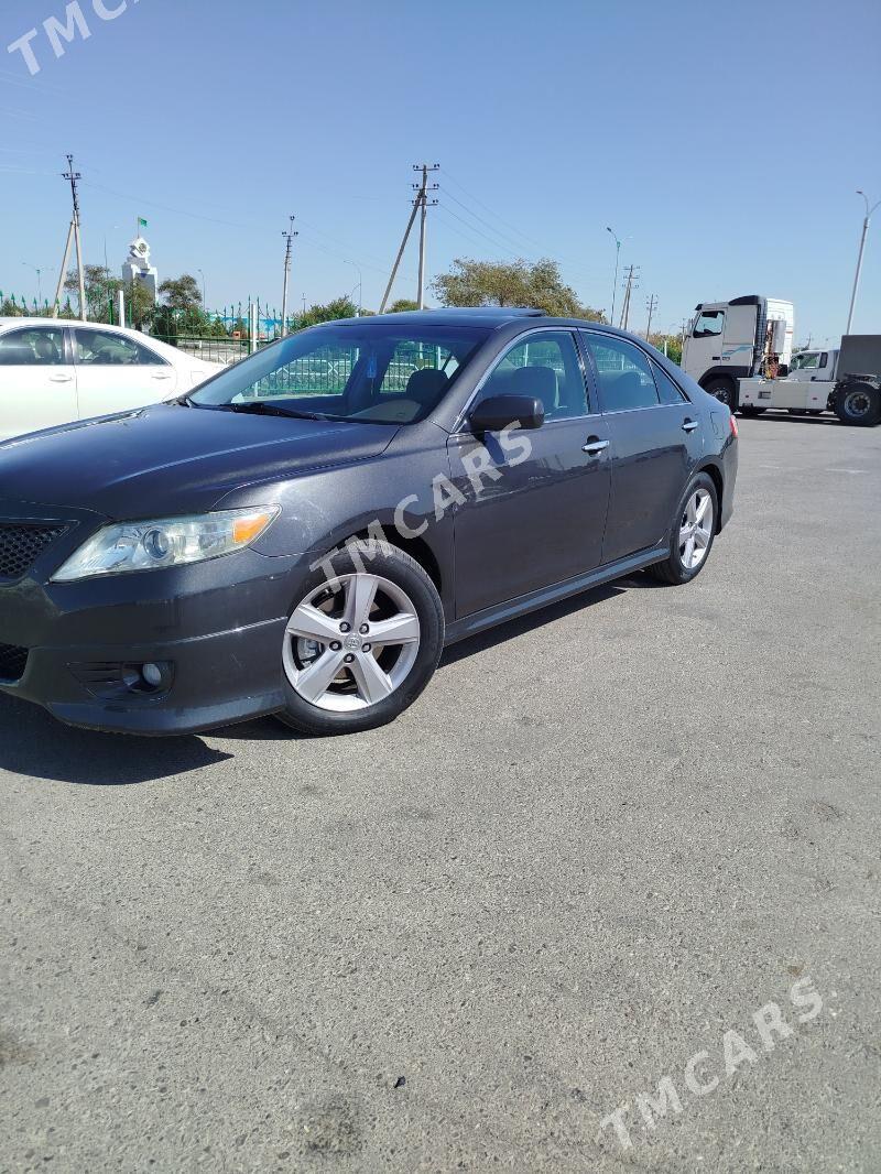 Toyota Camry 2010 - 210 000 TMT - Дашогуз - img 2