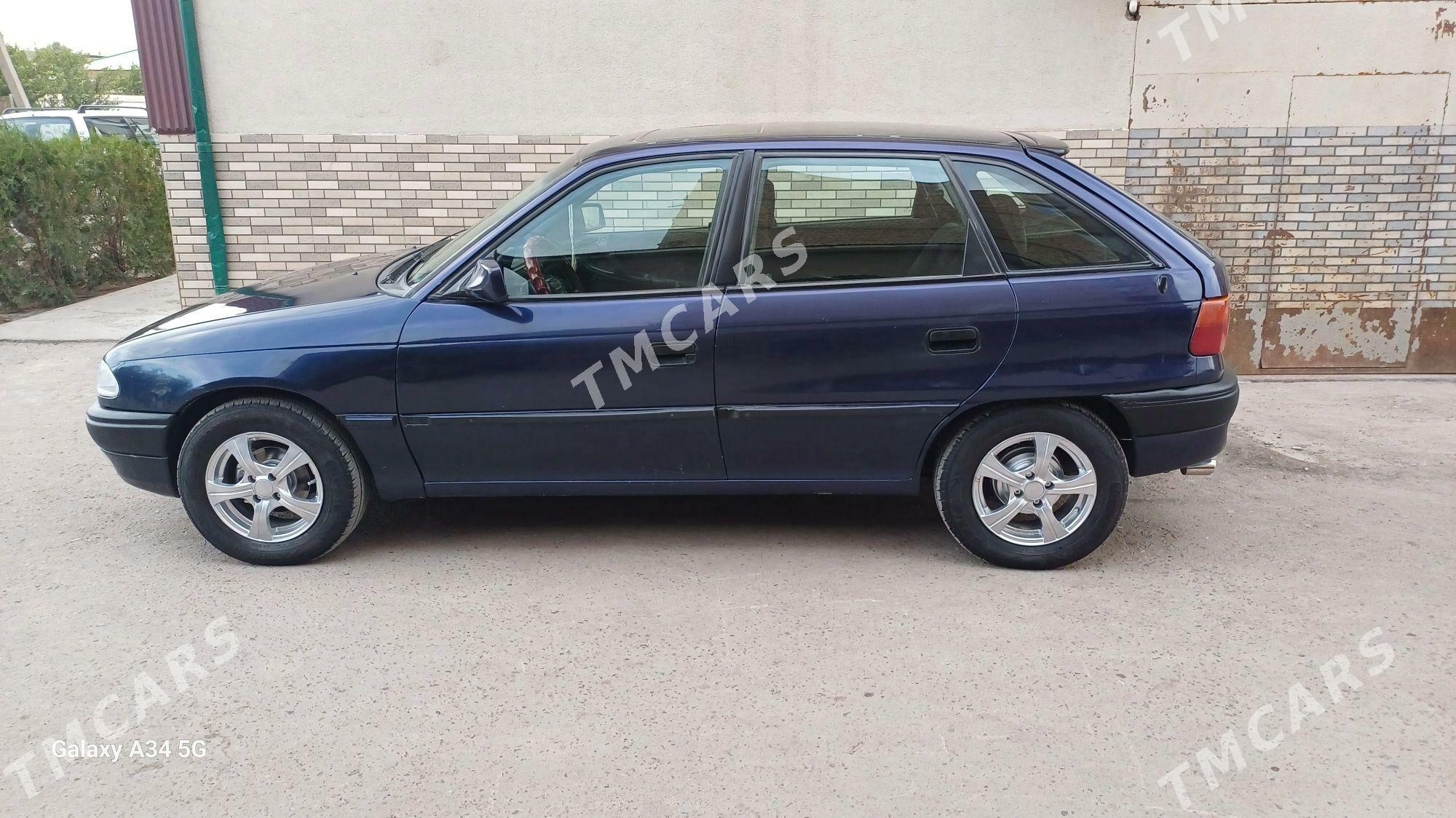 Opel Astra 1992 - 32 000 TMT - Дашогуз - img 3