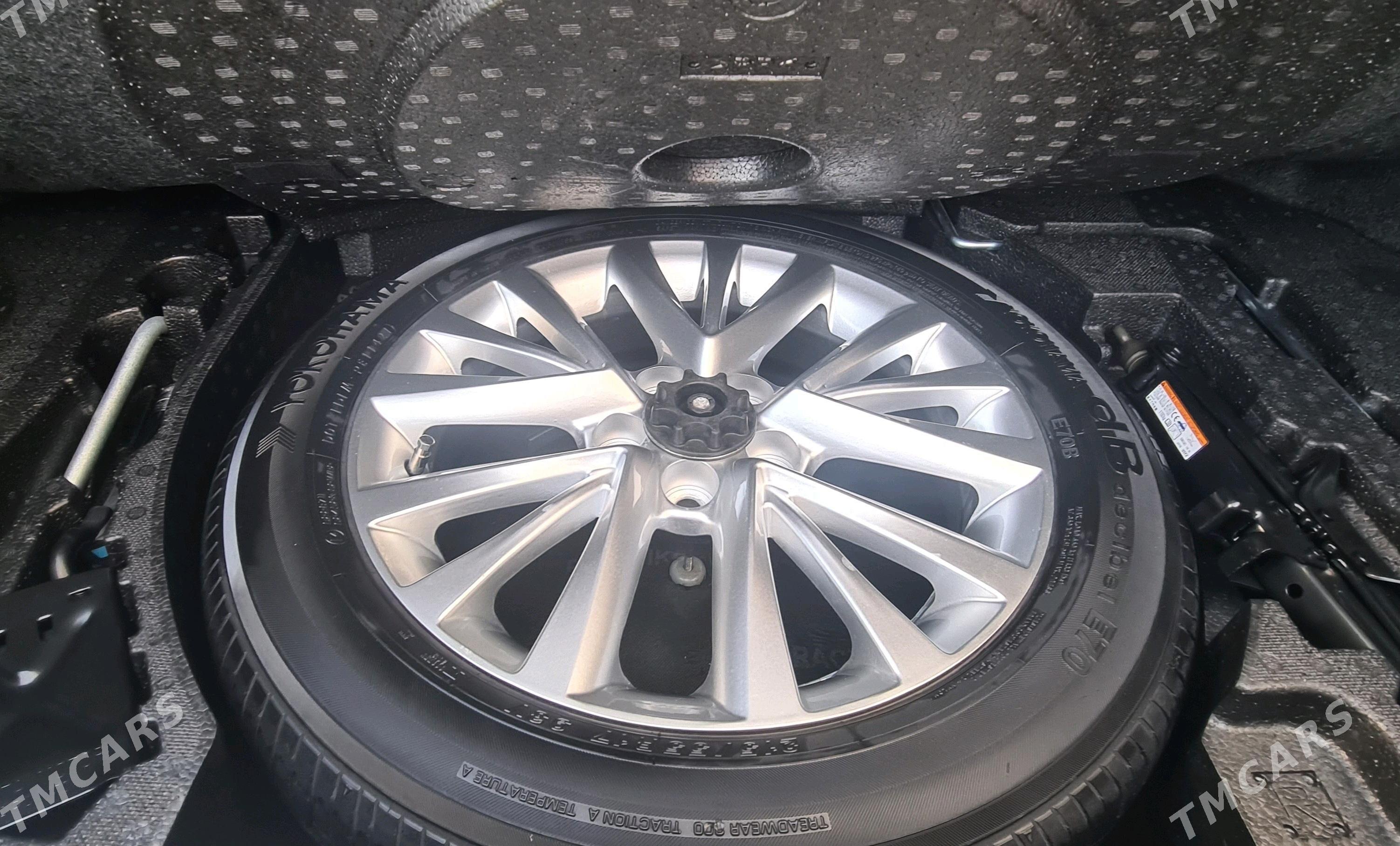 Toyota Camry 2017 - 460 000 TMT - Aşgabat - img 9