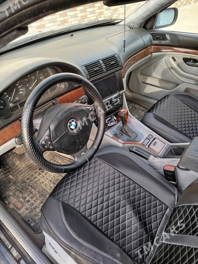 BMW 530 2003 - 110 000 TMT - Туркменабат - img 3