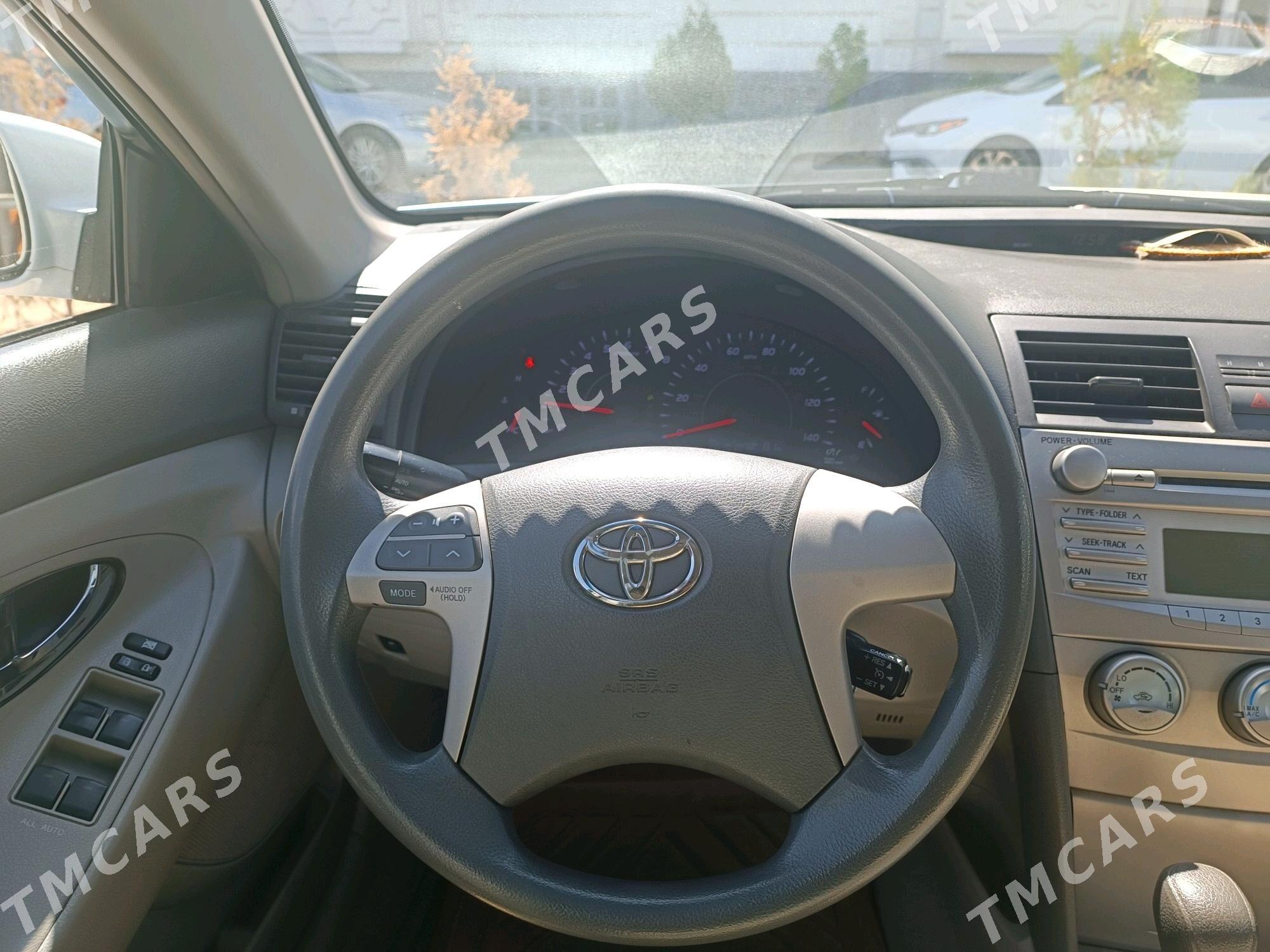 Toyota Camry 2011 - 180 000 TMT - Анев - img 5