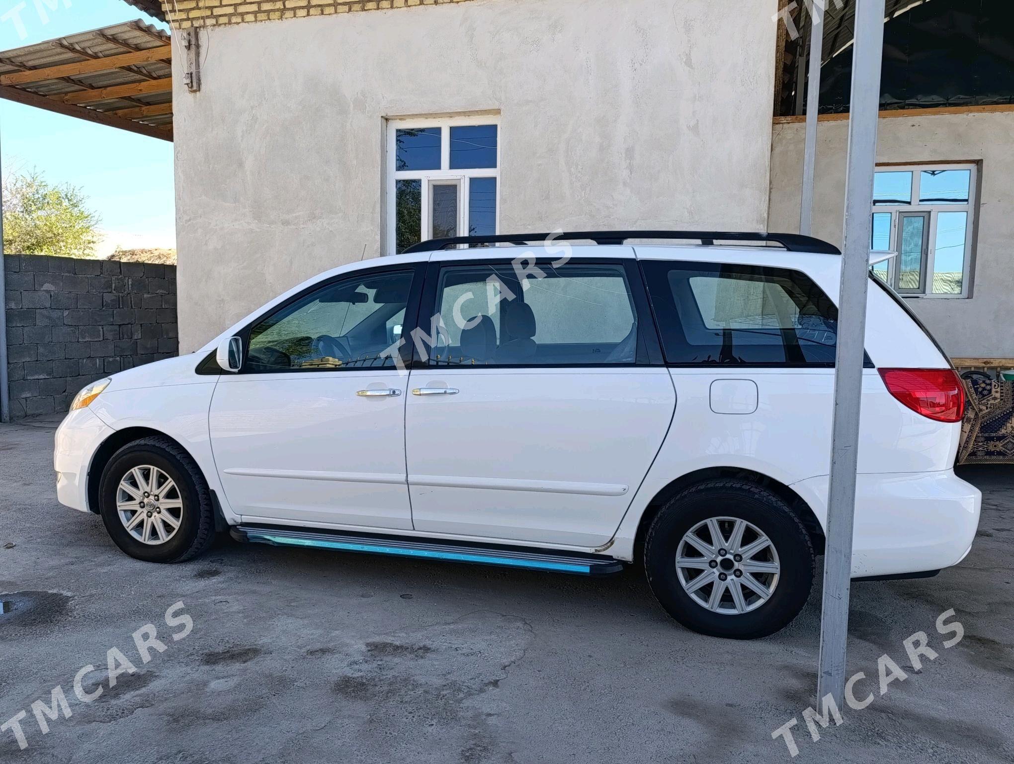 Toyota Sienna 2008 - 230 000 TMT - Гурбансолтан Едже - img 8