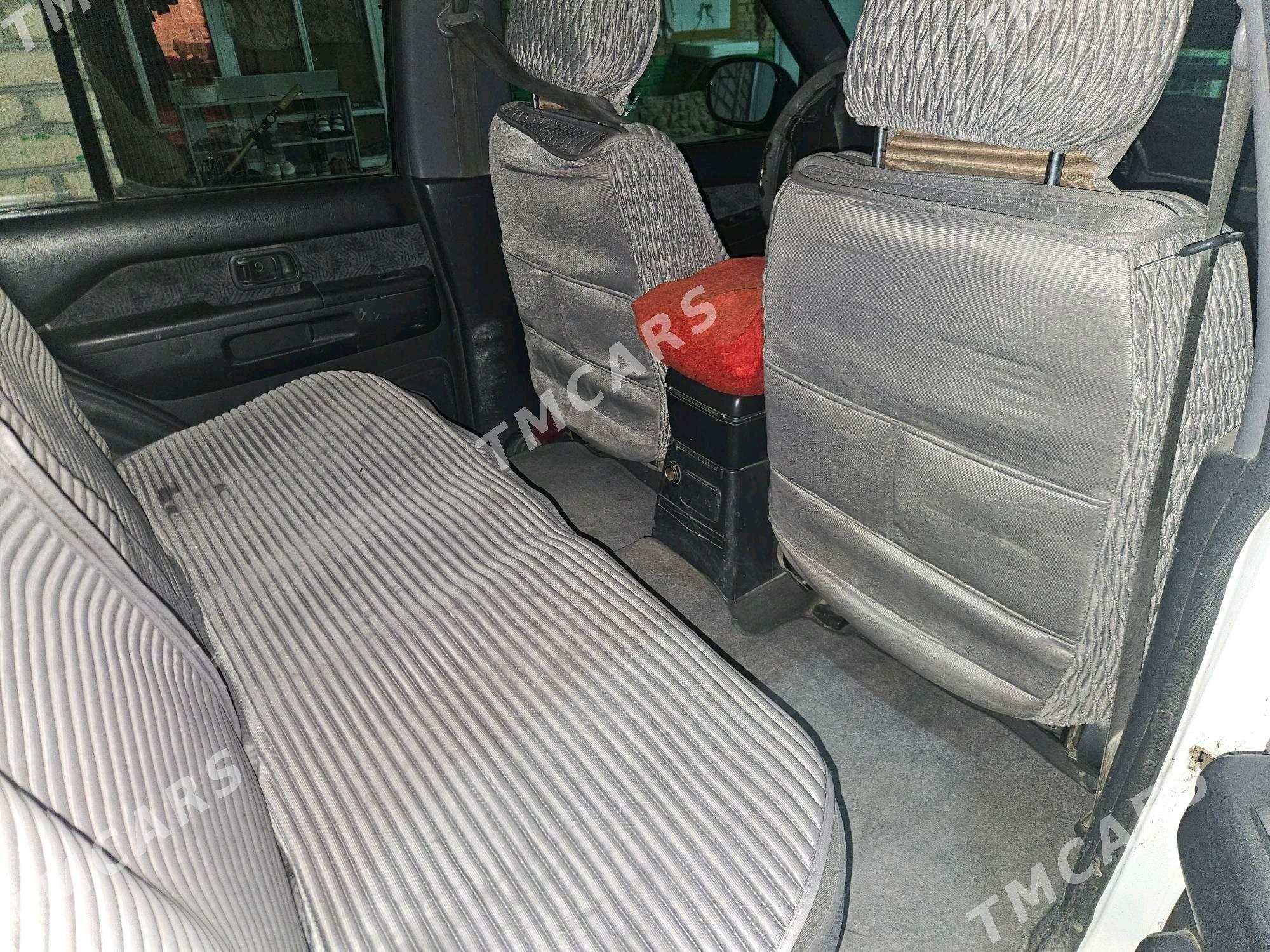 Nissan Pathfinder 2000 - 86 000 TMT - Türkmenabat - img 5