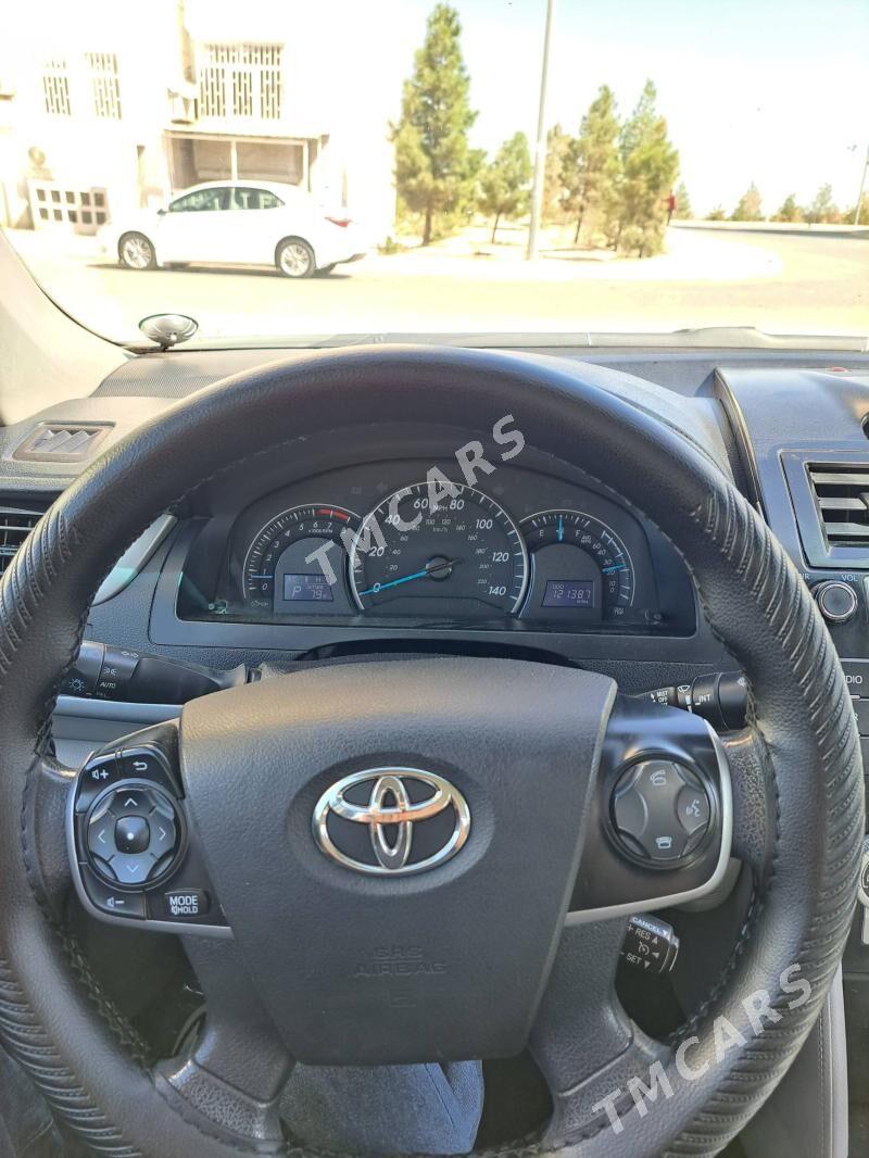 Toyota Camry 2014 - 228 000 TMT - Ашхабад - img 3