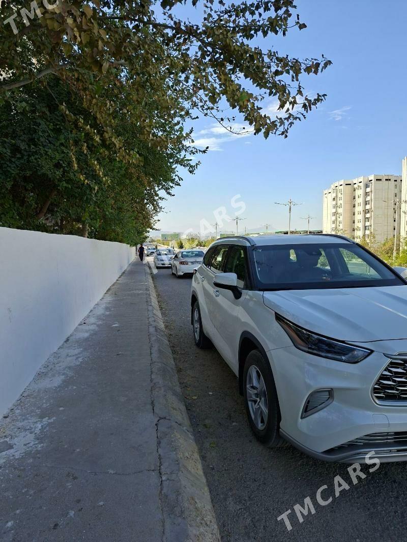 Toyota Highlander 2021 - 600 000 TMT - Ашхабад - img 4