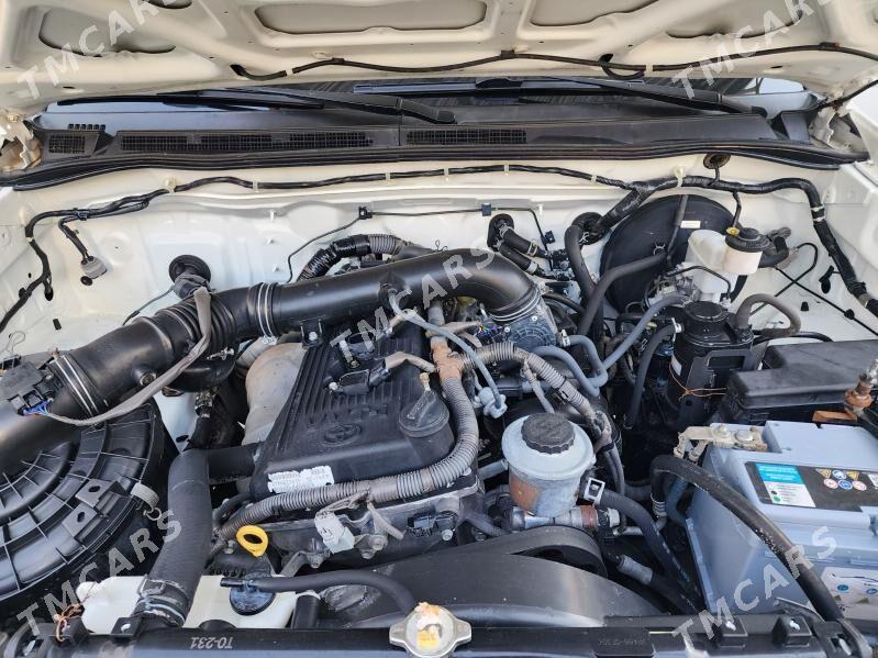 Toyota Hilux 2009 - 240 000 TMT - Мары - img 7