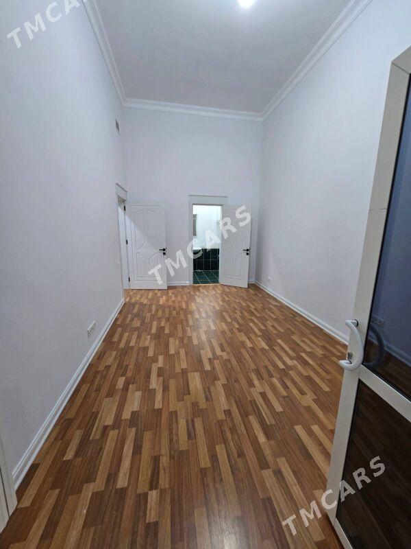 Советская Элитка 5 ком 2 этаж - Ашхабад - img 5