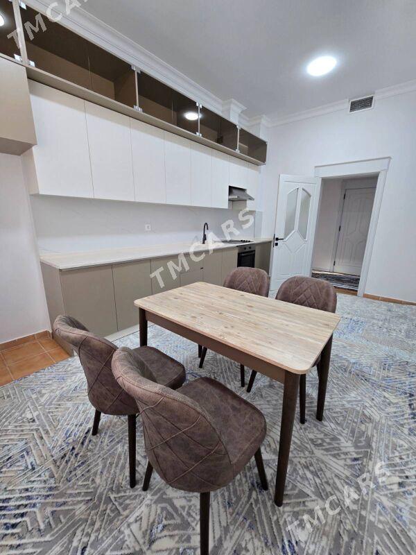 Советская Элитка 5 ком 2 этаж - Ашхабад - img 1