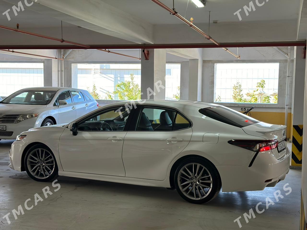 Toyota Camry 2021 - 320 000 TMT - Aşgabat - img 2