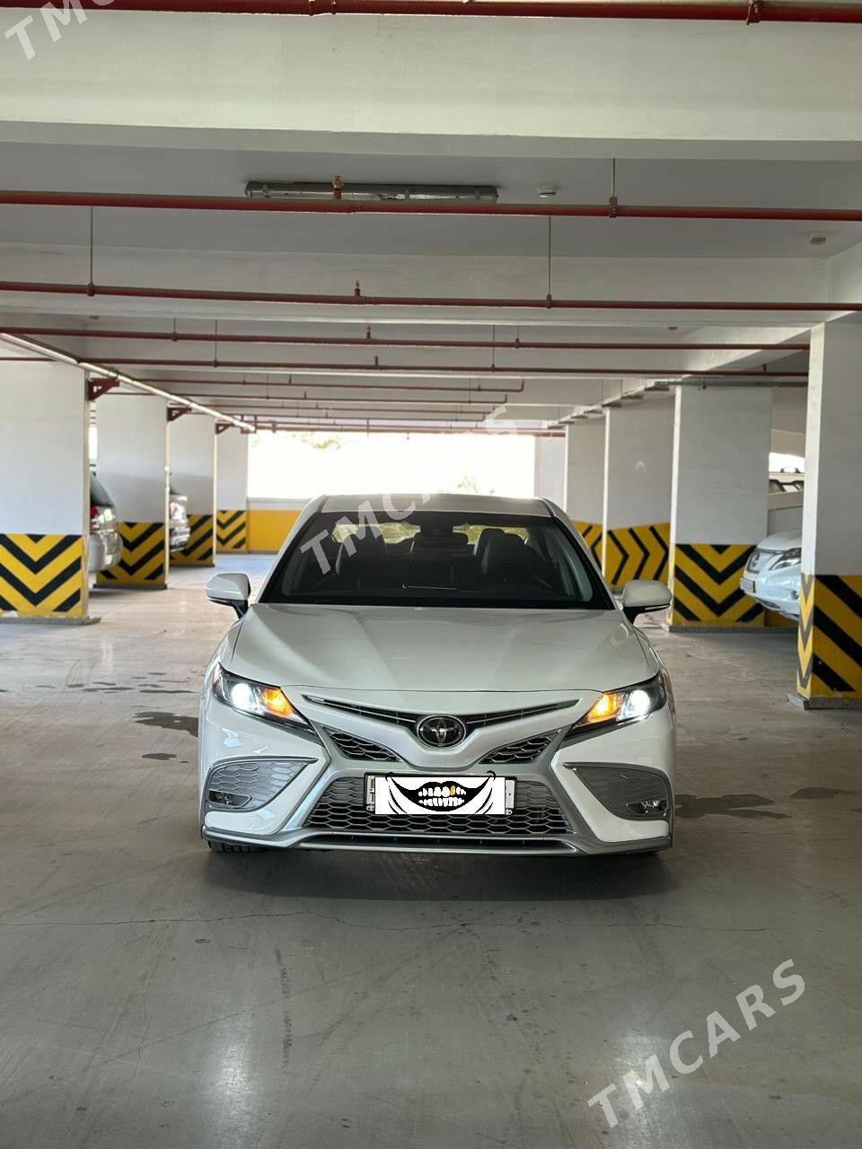 Toyota Camry 2021 - 320 000 TMT - Aşgabat - img 4