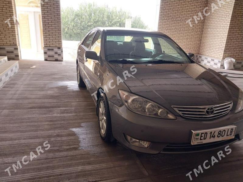 Toyota Camry 2005 - 160 000 TMT - Халач - img 3