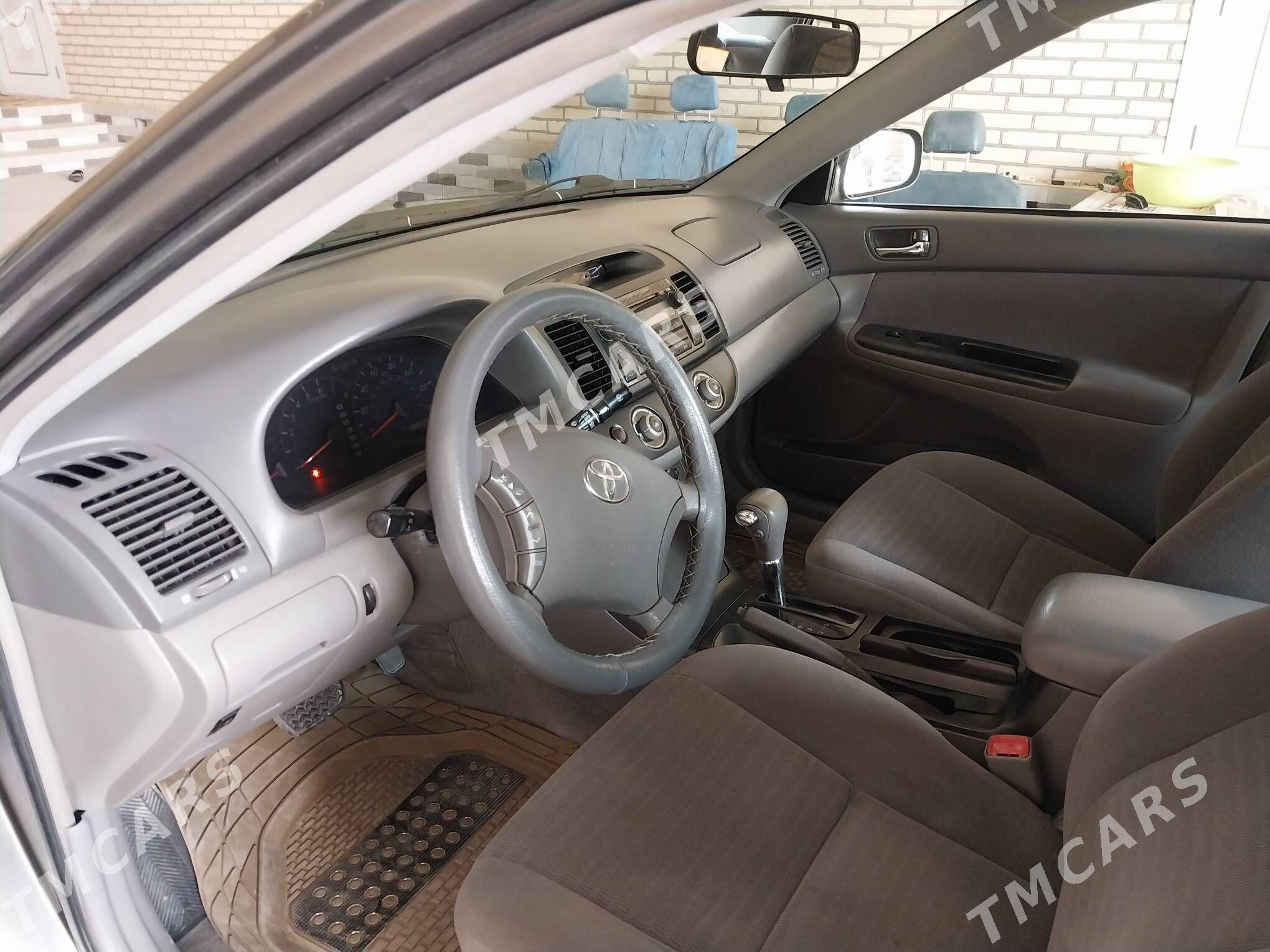 Toyota Camry 2005 - 160 000 TMT - Халач - img 7