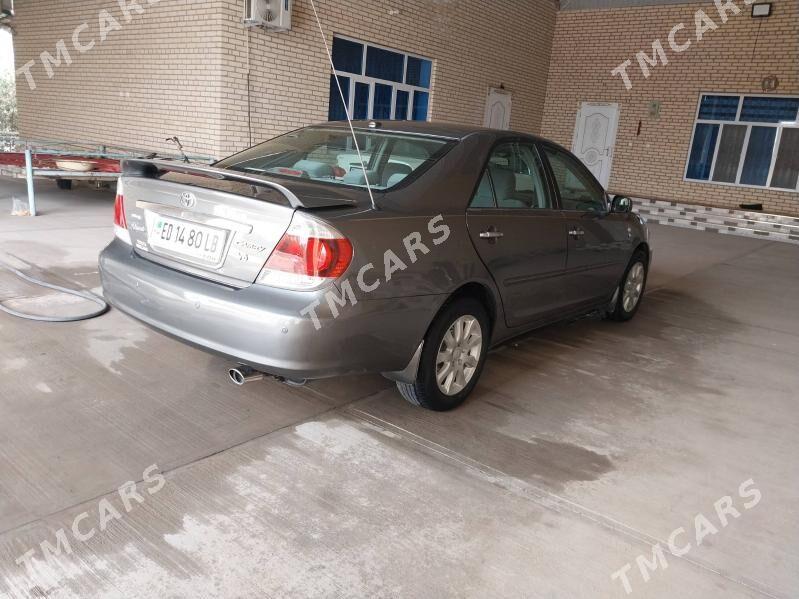 Toyota Camry 2005 - 160 000 TMT - Халач - img 4