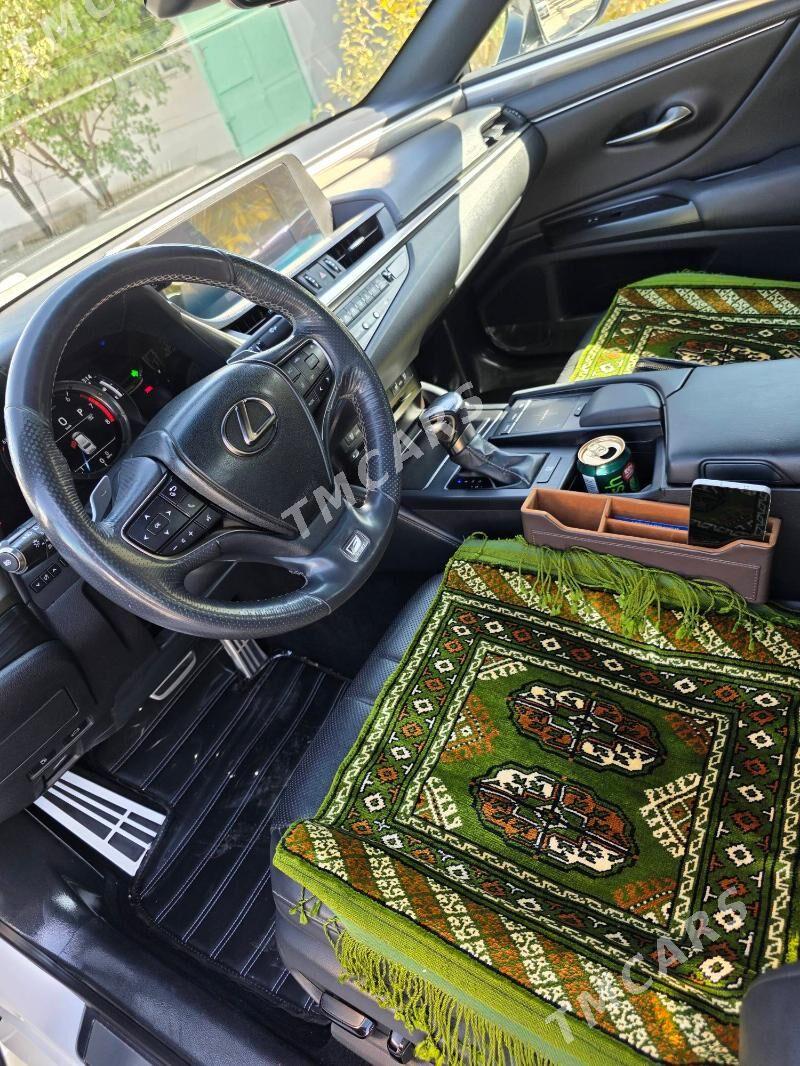 Lexus ES 350 2019 - 495 000 TMT - Анев - img 3