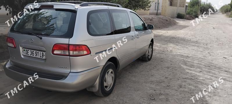 Toyota Sienna 2002 - 175 000 TMT - Халач - img 5