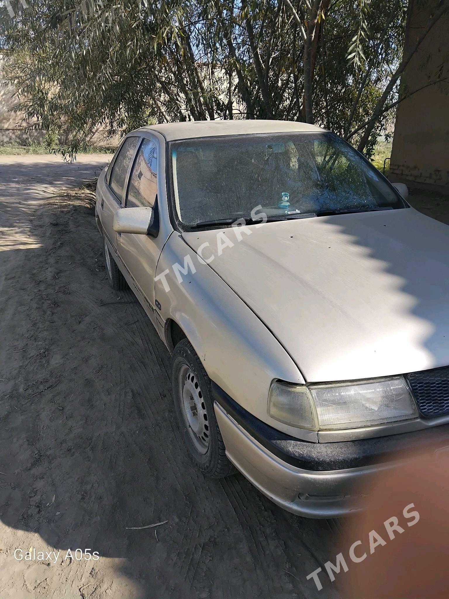 Opel Vectra 1994 - 36 000 TMT - Кёнеургенч - img 4