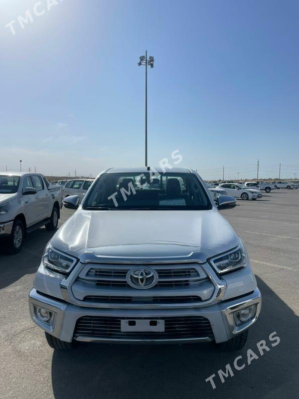 Toyota Hilux 2025 - 666 400 TMT - Aşgabat - img 3