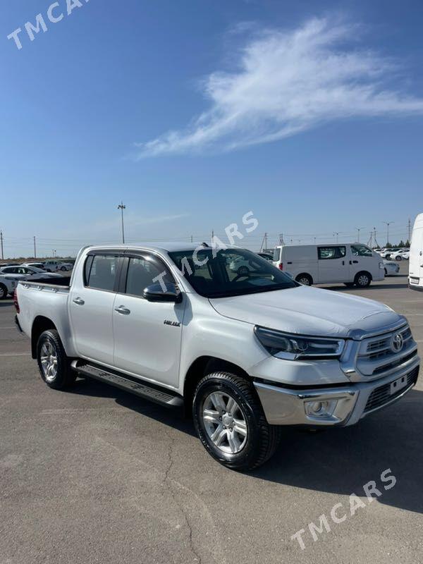 Toyota Hilux 2025 - 666 400 TMT - Aşgabat - img 4