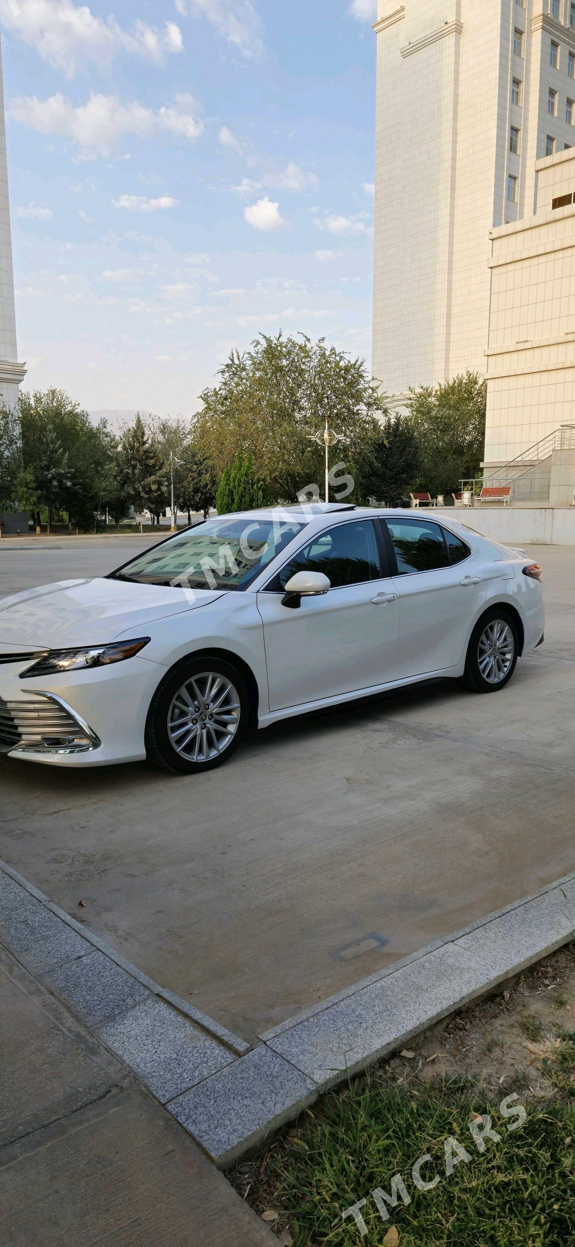 Toyota Camry 2021 - 299 000 TMT - Aşgabat - img 3