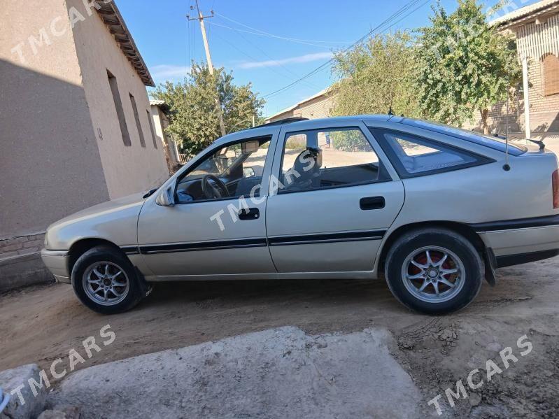 Opel Vectra 1992 - 35 000 TMT - Türkmenbaşy etr. - img 3