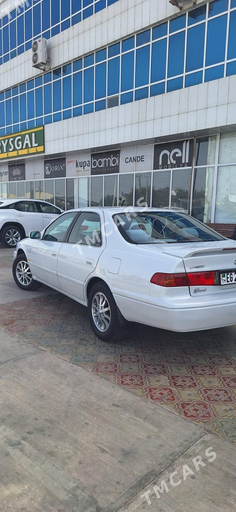 Toyota Camry 1999 - 130 000 TMT - Mary - img 3