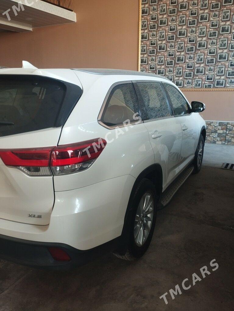 Toyota Highlander 2019 - 490 000 TMT - Туркменабат - img 2