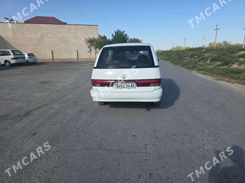 Toyota Previa 1993 - 85 000 TMT - Aşgabat - img 4