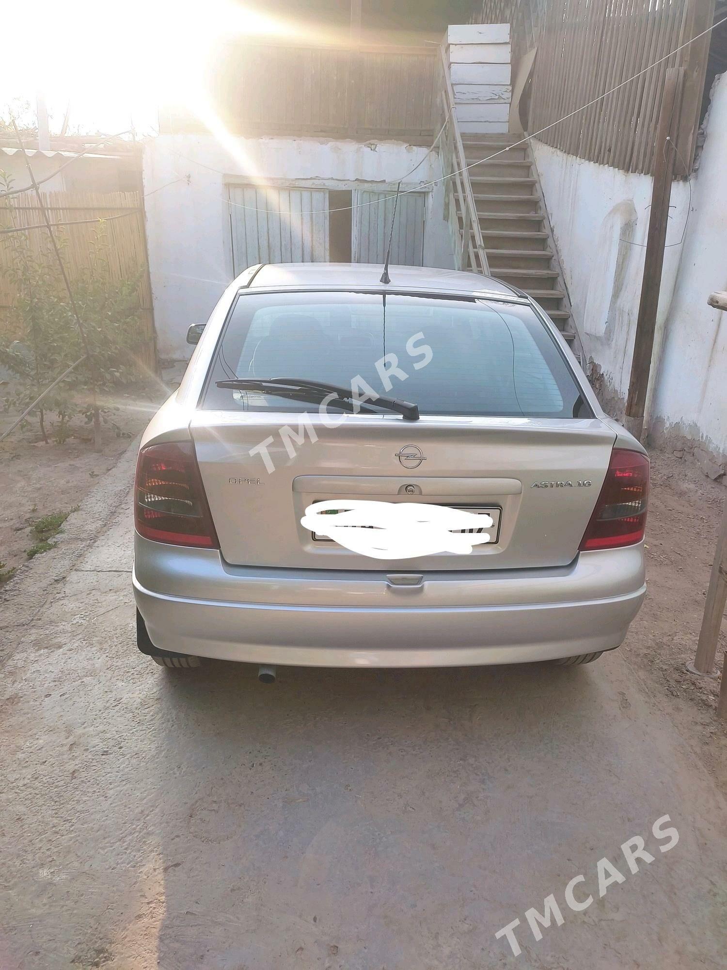 Opel Astra 2003 - 100 000 TMT - Дашогуз - img 3