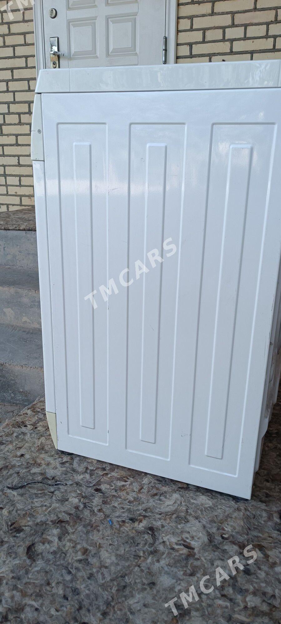 bosch kirmaşyn - Теджен - img 3