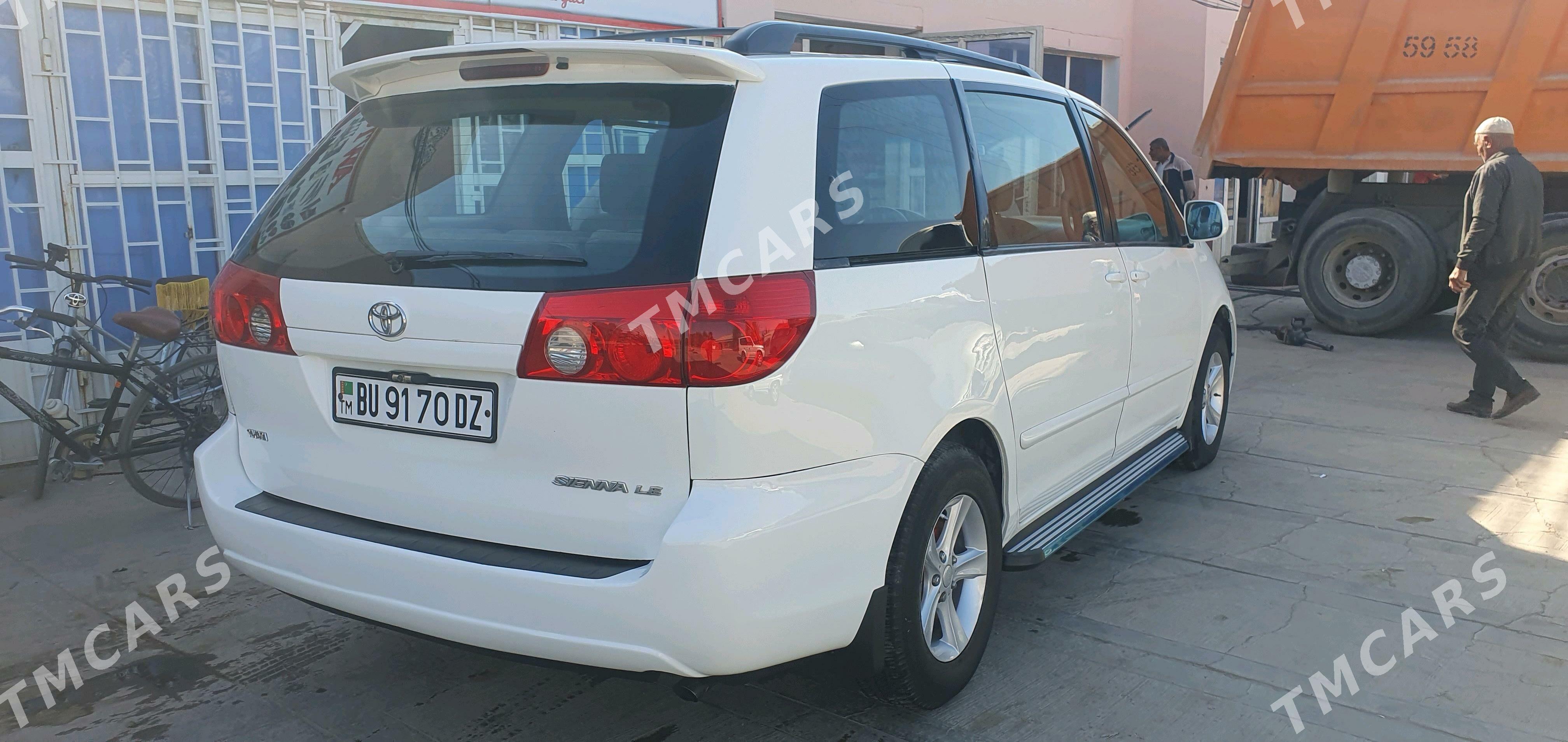 Toyota Sienna 2008 - 240 000 TMT - Гурбансолтан Едже - img 6