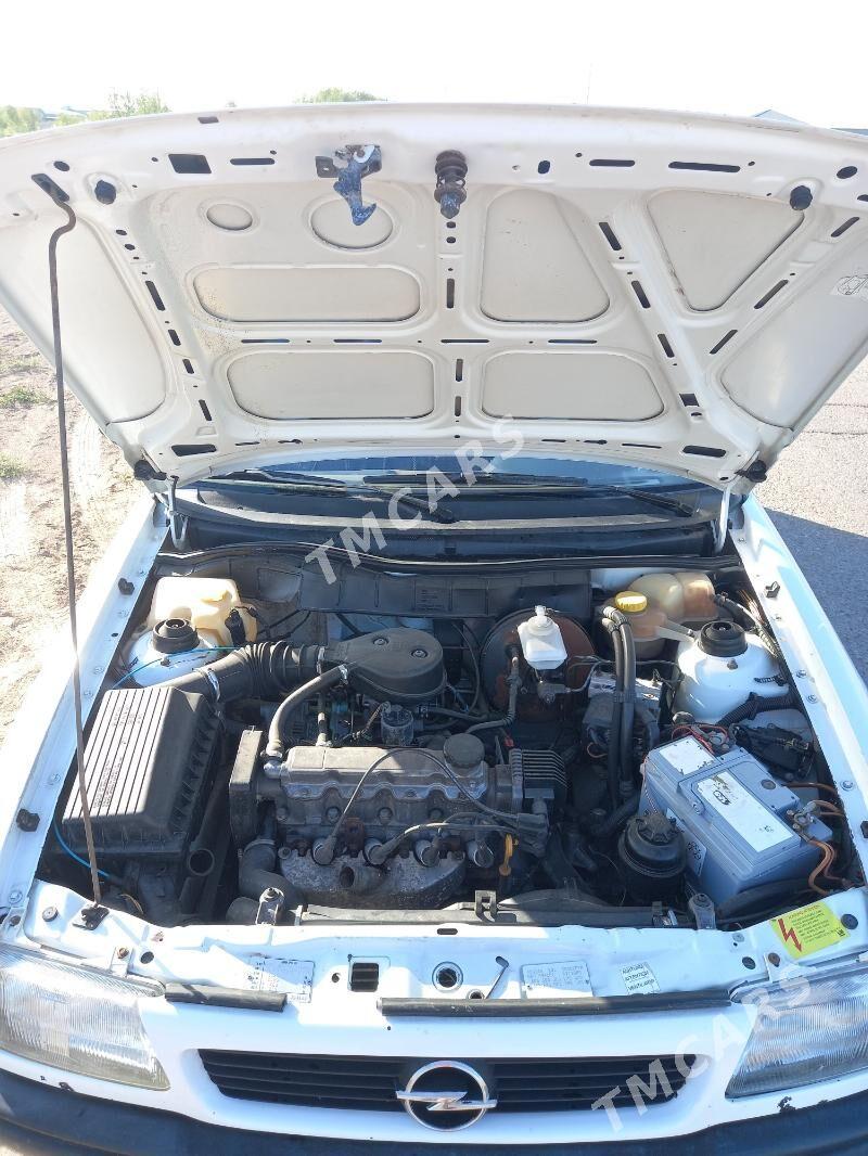 Opel Astra 1995 - 55 000 TMT - Дашогуз - img 2