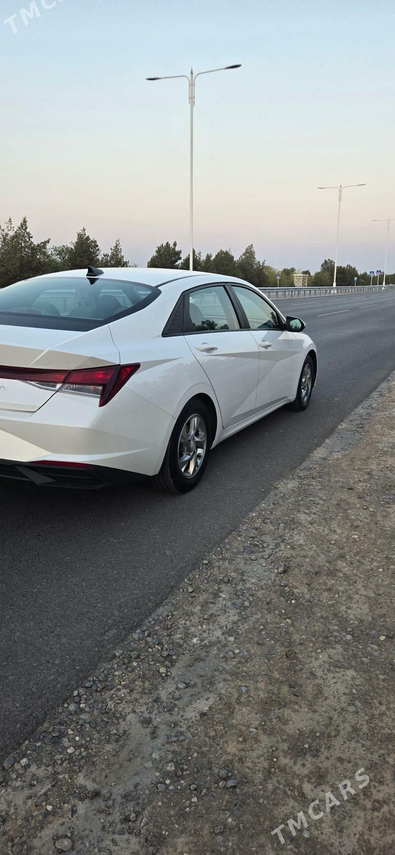 Hyundai Elantra 2021 - 240 000 TMT - Ашхабад - img 8