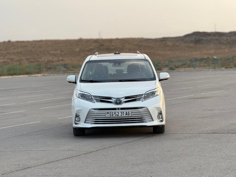 Toyota Sienna 2019 - 565 000 TMT - Aşgabat - img 2