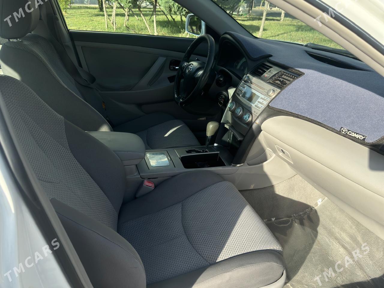 Toyota Camry 2007 - 170 000 TMT - 9 mkr - img 3