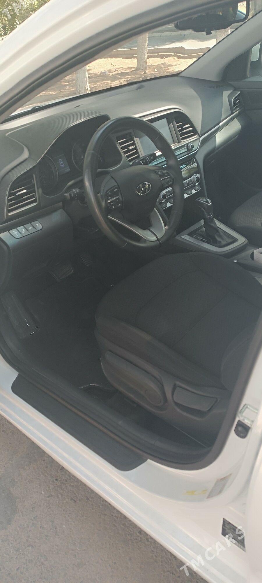 Hyundai Elantra 2020 - 240 000 TMT - 1 мкр - img 8