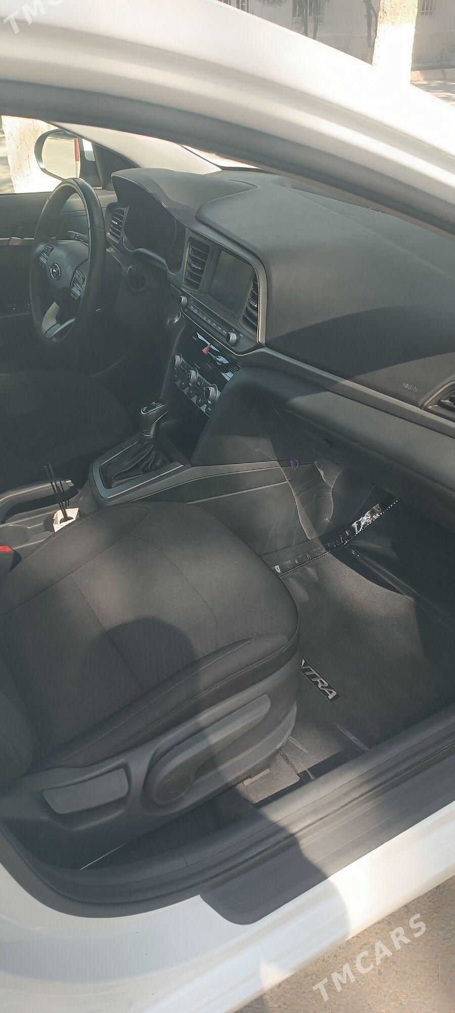 Hyundai Elantra 2020 - 240 000 TMT - 1 мкр - img 6