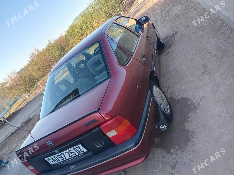 Opel Vectra 1991 - 30 000 TMT - Дашогуз - img 2