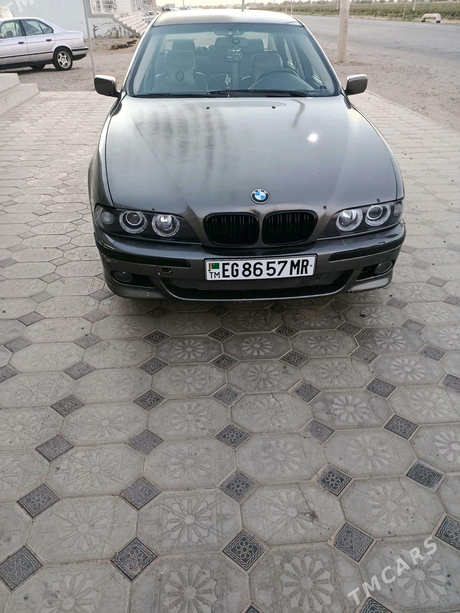 BMW E39 2003 - 110 000 TMT - Мары - img 2