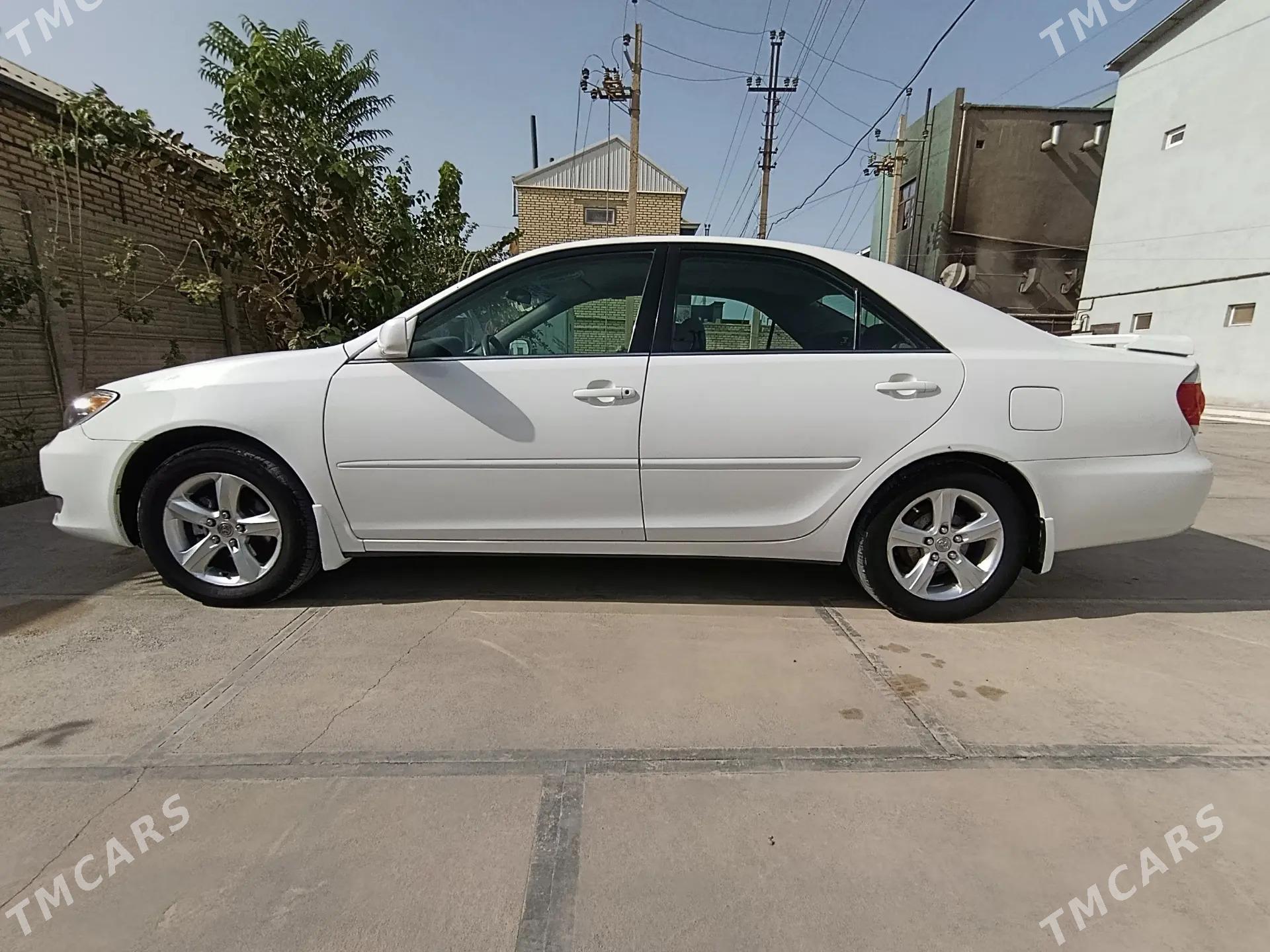 Toyota Camry 2005 - 182 000 TMT - Мургап - img 2