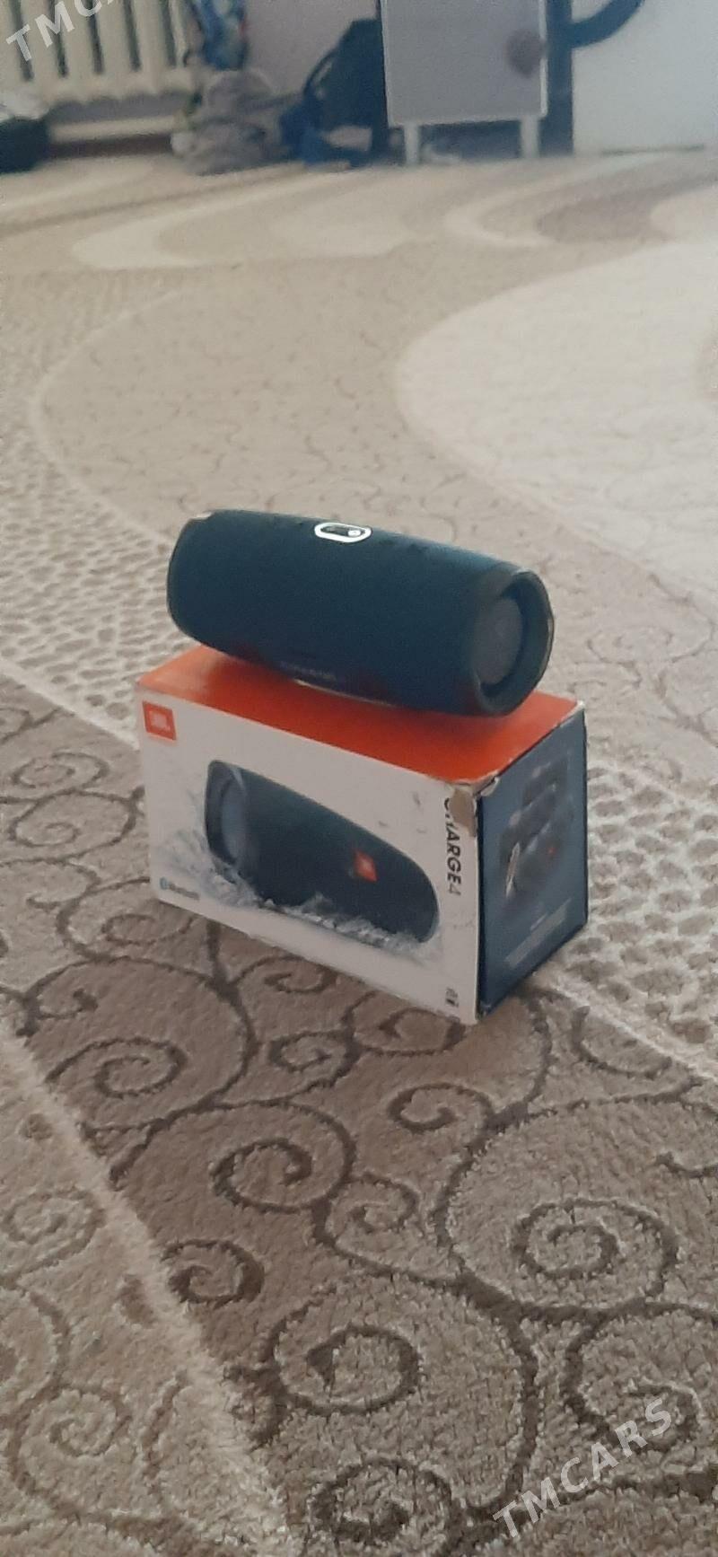 kalonka JBL CAHARGE 4 - Ak bugdaý etraby - img 3