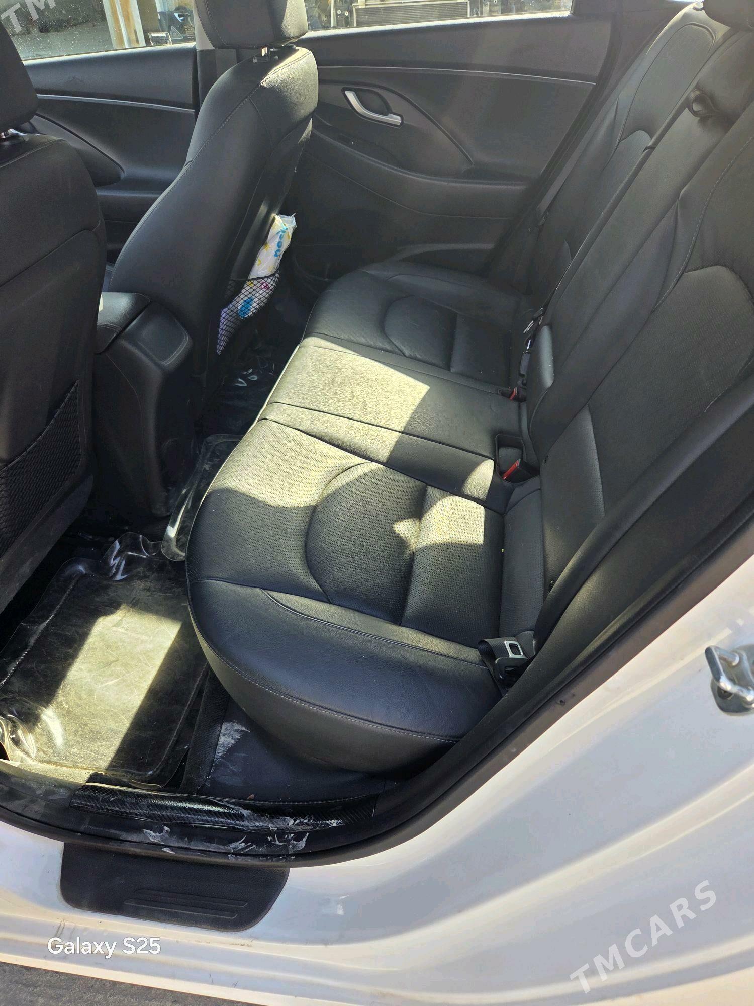 Hyundai Elantra 2019 - 202 000 TMT - Кака - img 4