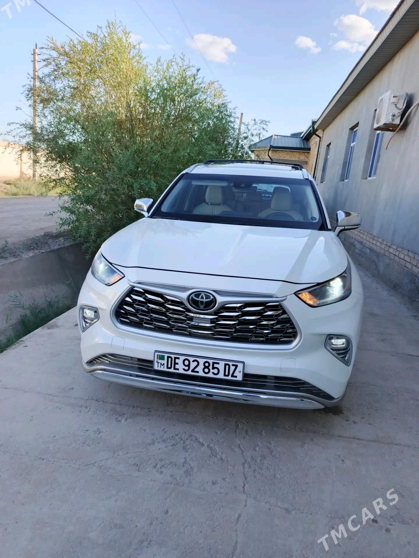 Toyota Highlander 2021 - 590 000 TMT - Köneürgenç - img 2
