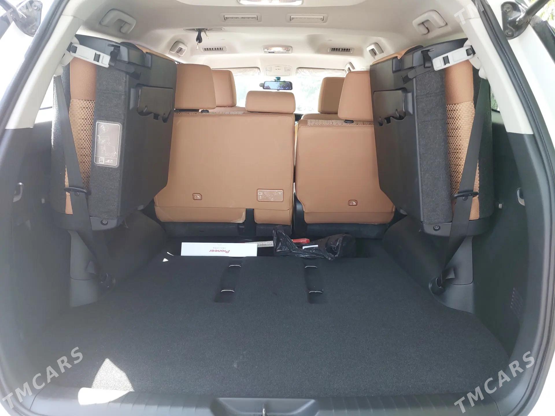Toyota Fortuner 2024 - 685 000 TMT - Aşgabat - img 5